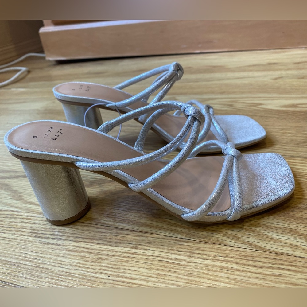 Chrome🖤 knot chunky square toe chunky heels NWT - Picture 7 of 15